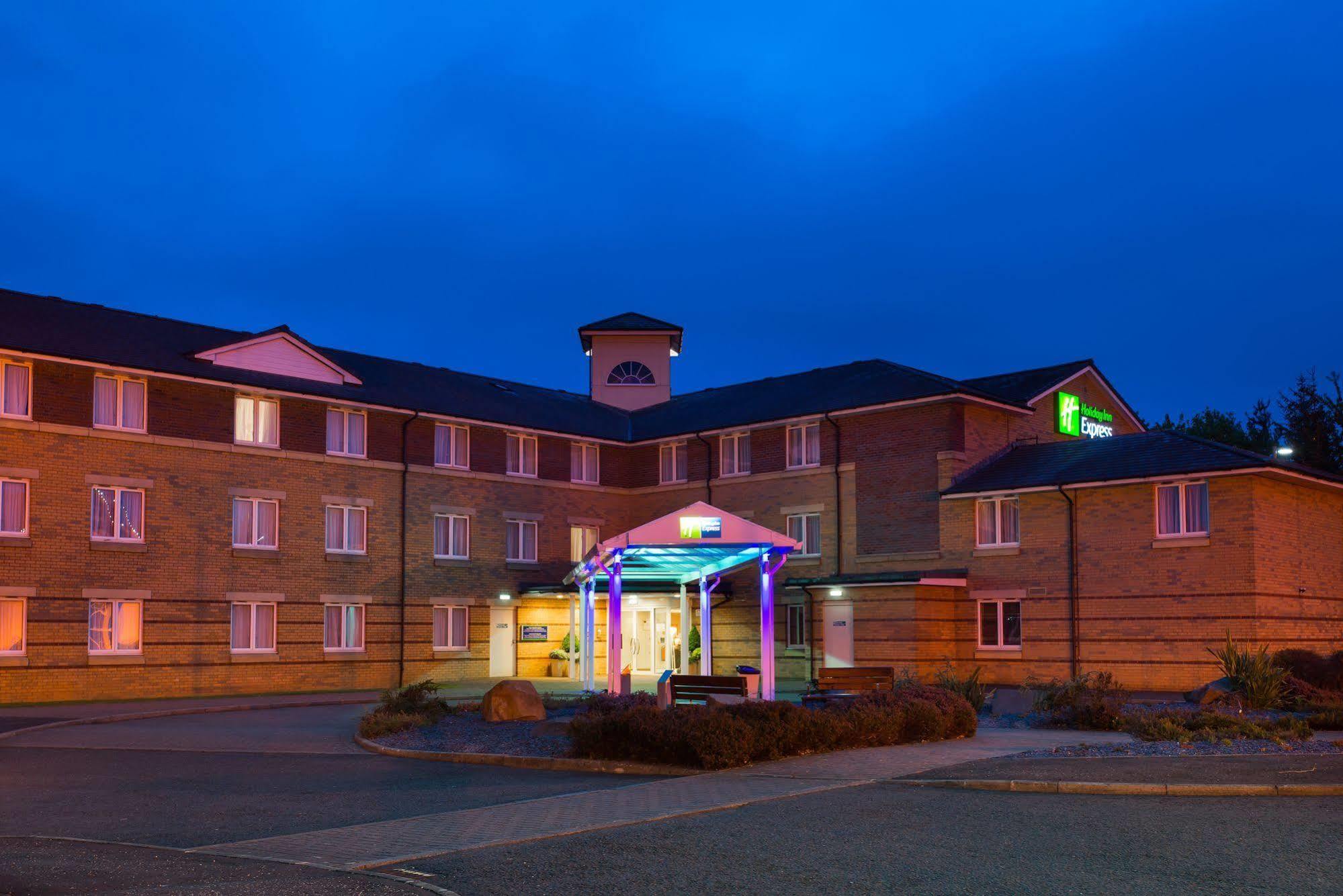 Holiday Inn Express Stirling, An Ihg Hotel Eksteriør billede